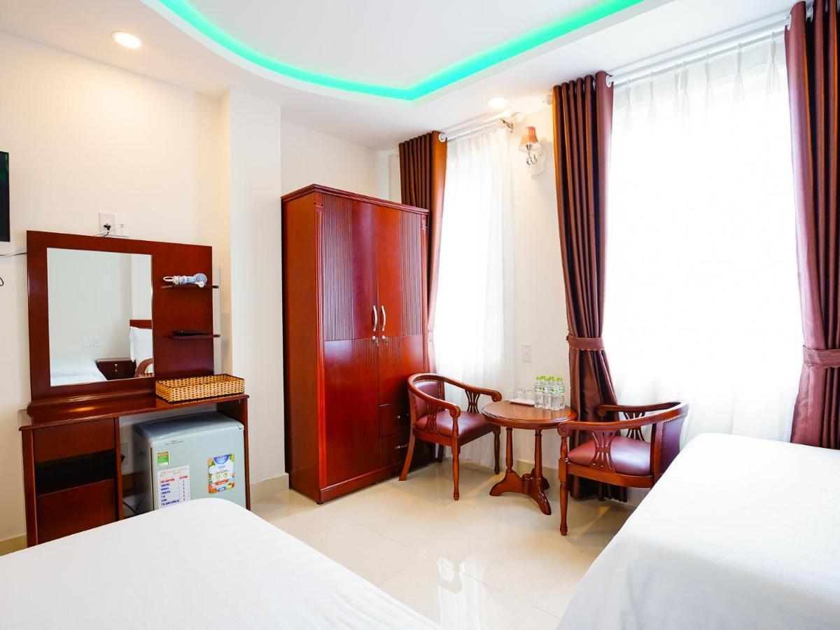 Dalat Venus Hotel Buitenkant foto