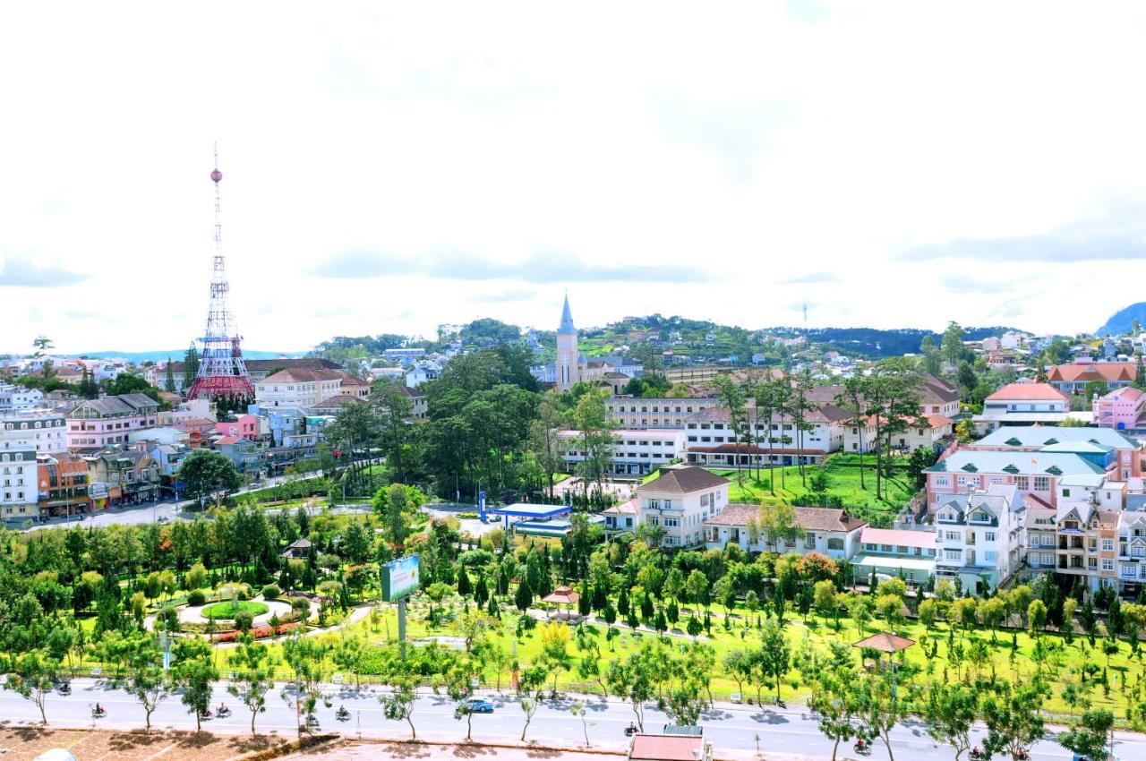 Dalat Venus Hotel Buitenkant foto